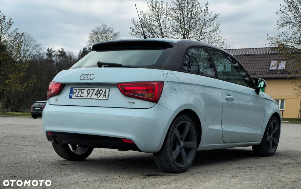 Audi A1 3-drzwiowe 1.6 TDI Ambition - 4