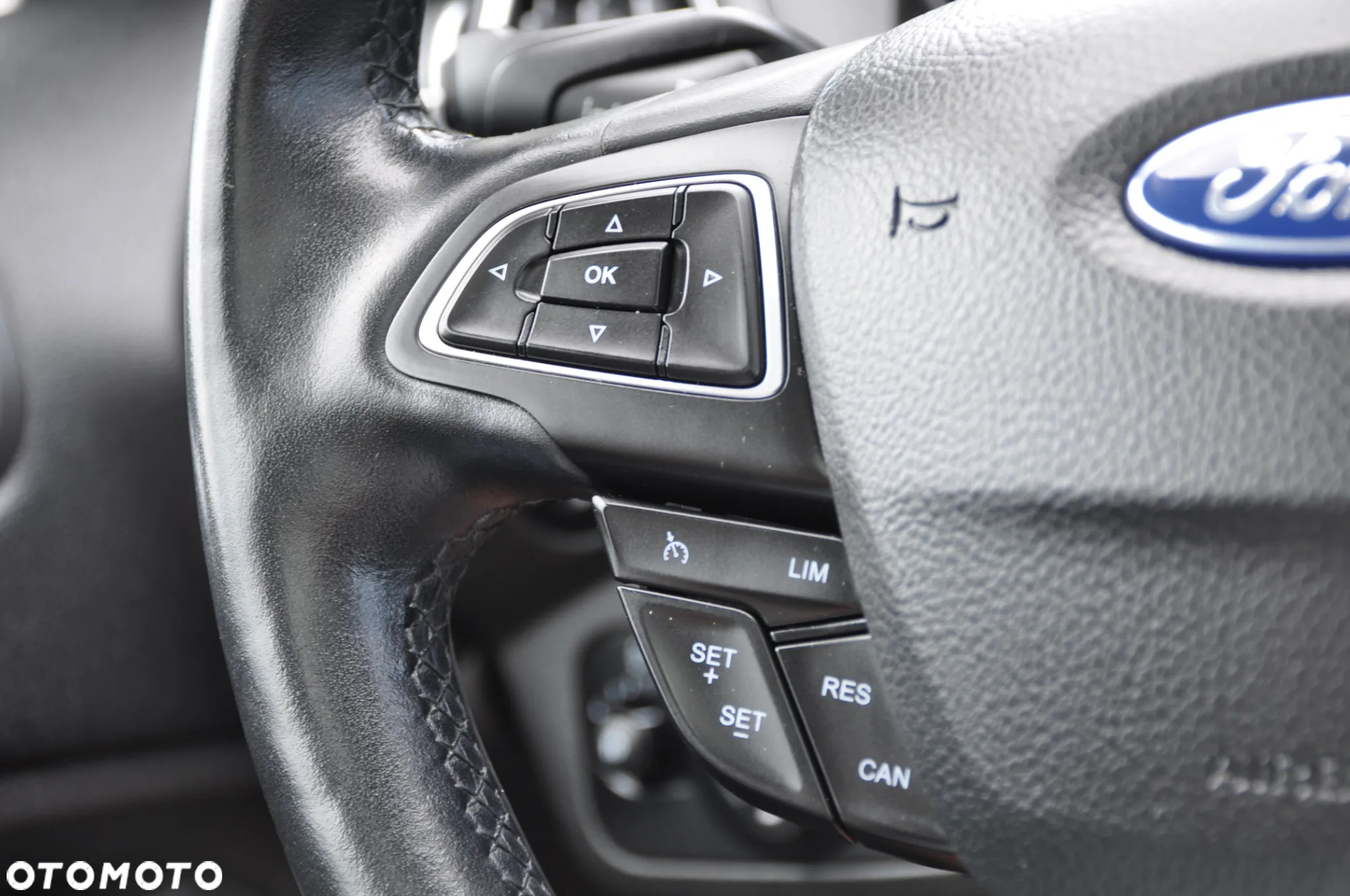 Ford C-MAX 1.5 EcoBoost Titanium ASS - 40