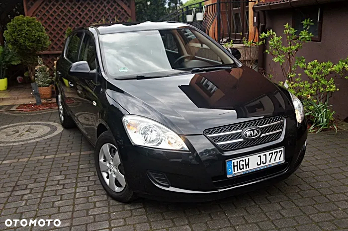Kia Ceed - 3