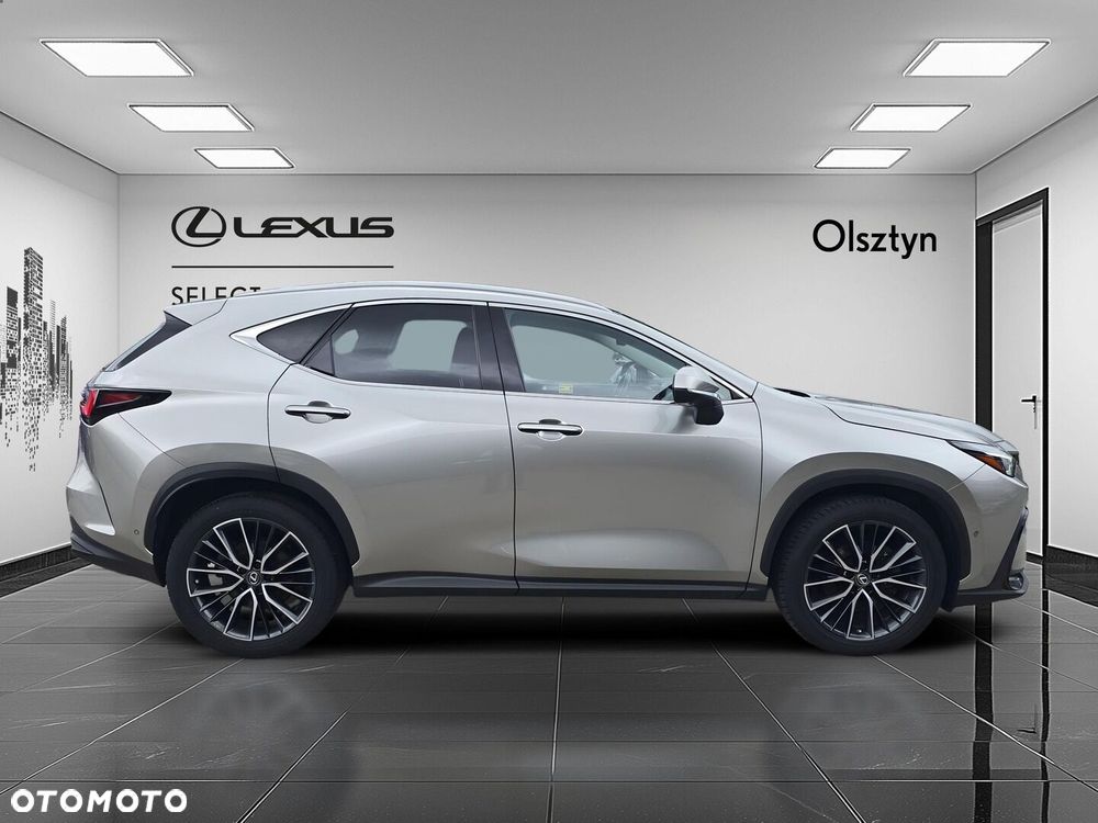Lexus NX 350h Omotenashi AWD - 4