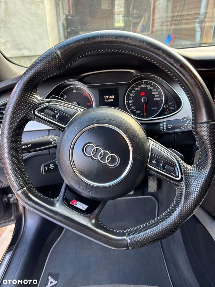 Audi A4 Avant 2.0 TDI Quattro S tronic - 4