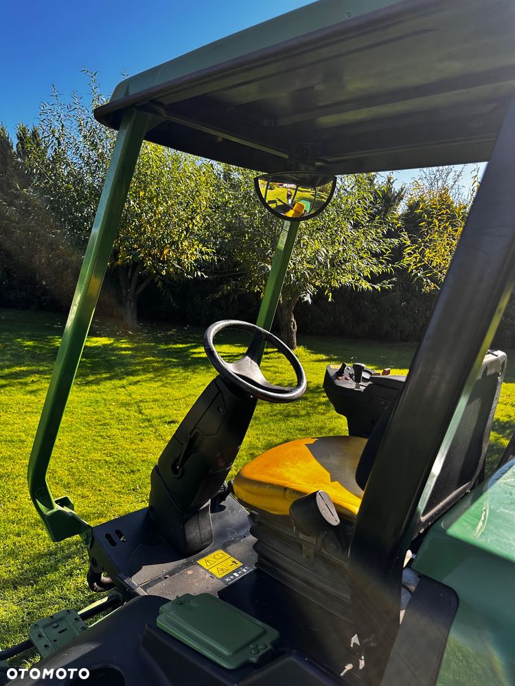 John Deere 3235c - 8