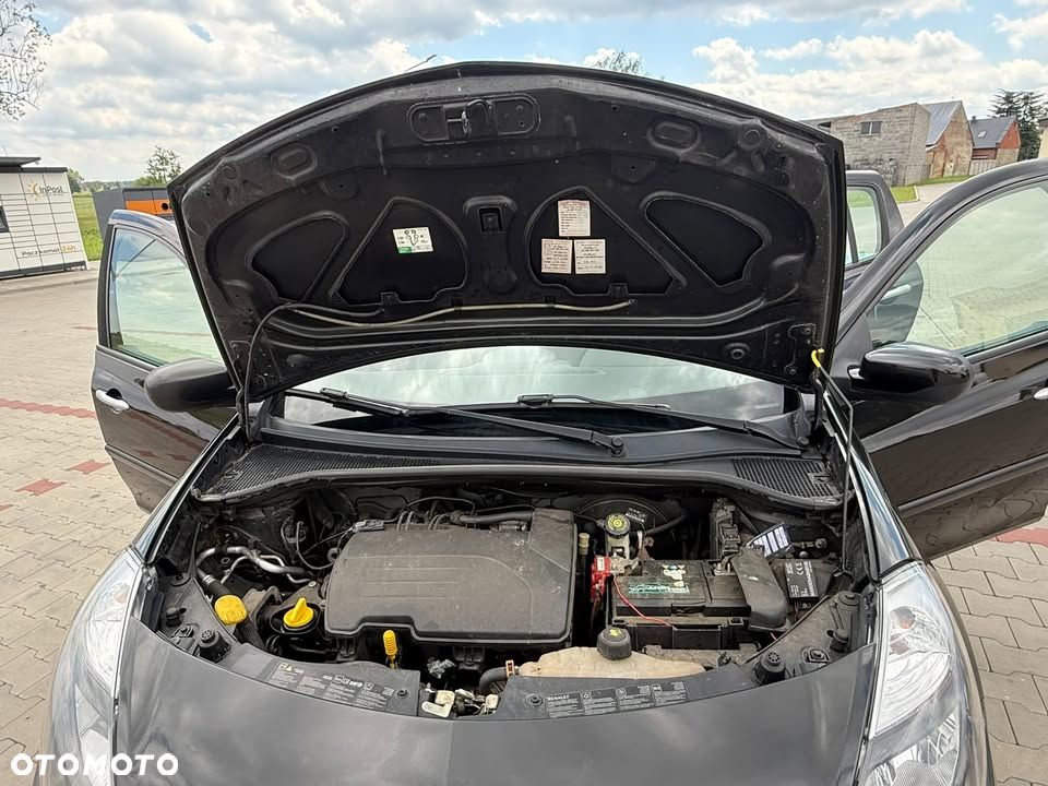 Renault Clio 1.2 16V Alize Euro5 - 9