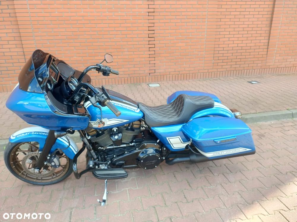 Harley-Davidson Touring Road Glide - 8