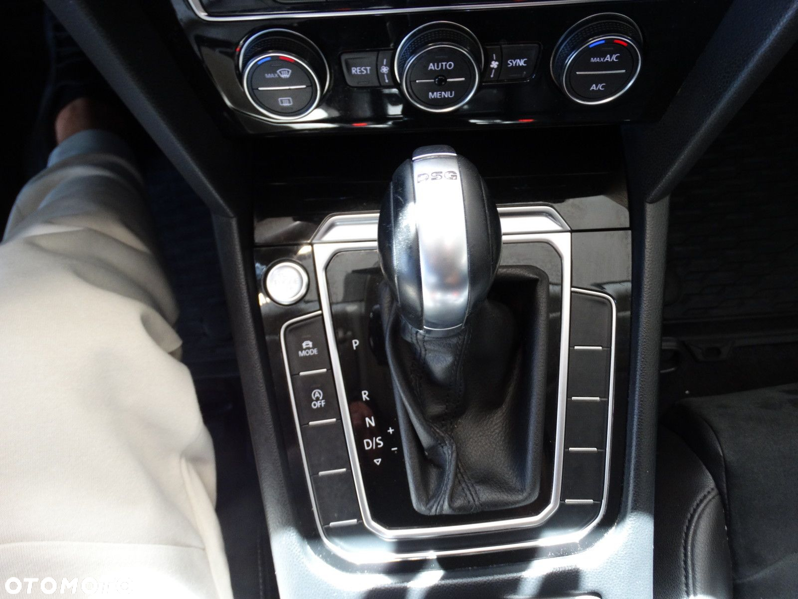 Volkswagen Passat - 24