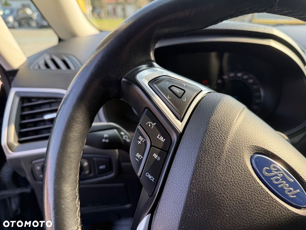 Ford Galaxy - 19