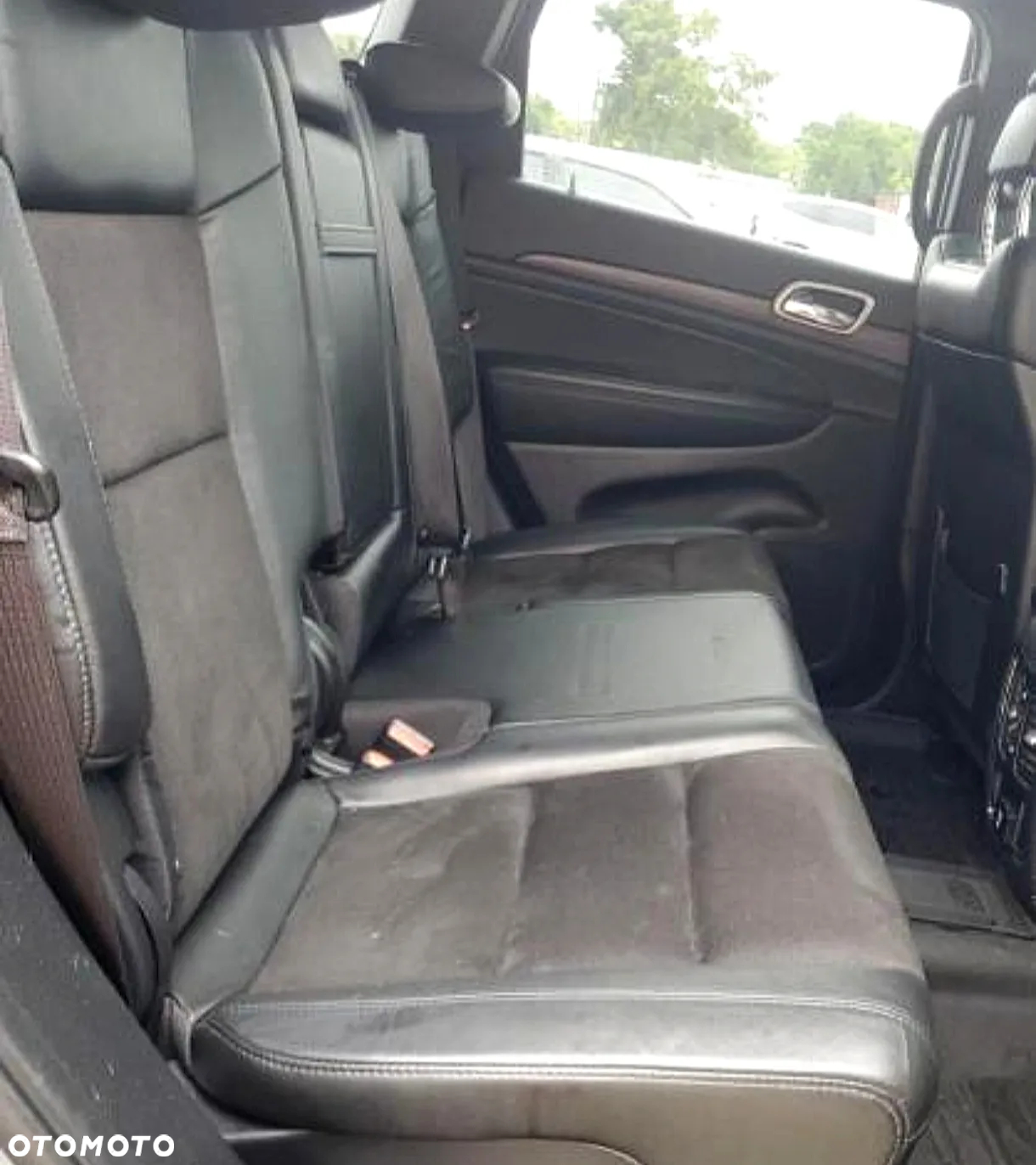 Jeep Grand Cherokee - 10