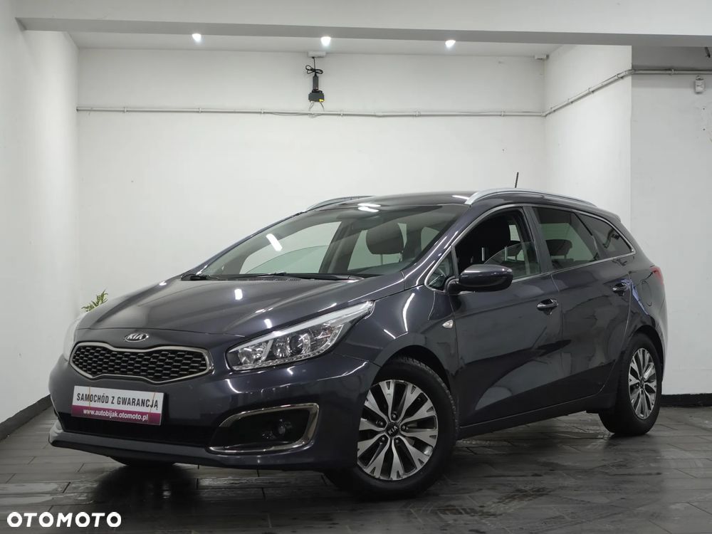 Kia Ceed 1.6 CRDi 136 DCT ISG Spirit - 13