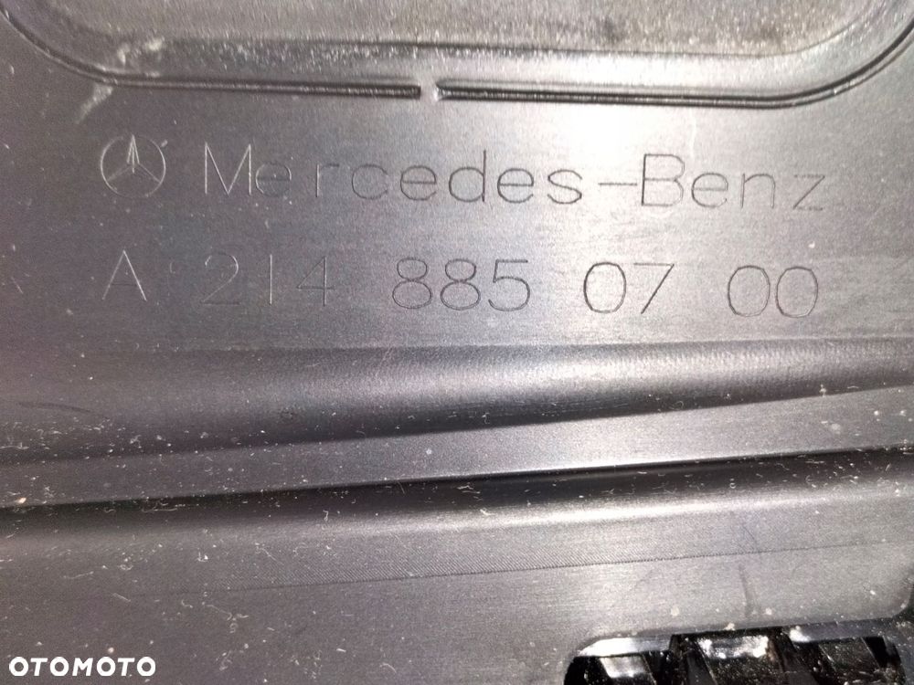 atrapa kratka grill mercedes e klasa w214 22- amg led silver diamond - 12