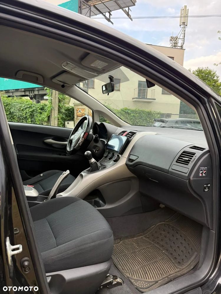 Toyota Auris 1.4 VVT-i - 15