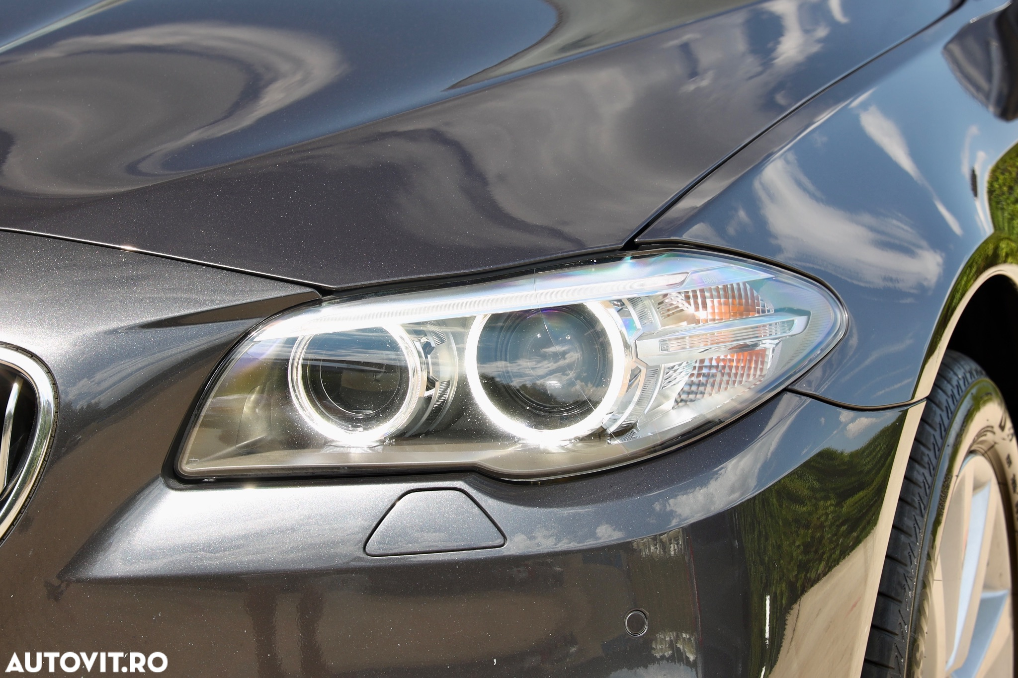 BMW Seria 5 520i Touring Aut. Luxury Line - 35