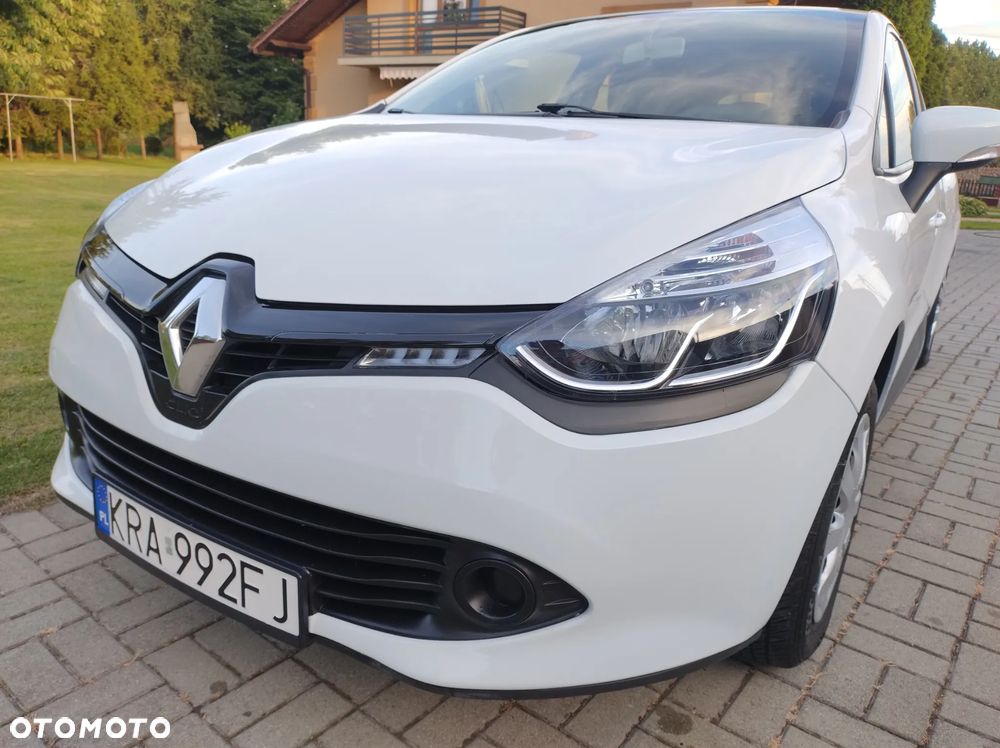 Renault Clio 1.2 16V 75 Life - 20