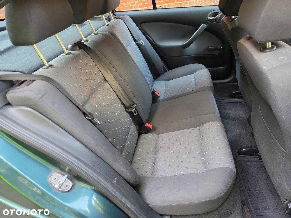 Skoda Octavia 1.6 Elegance - 8