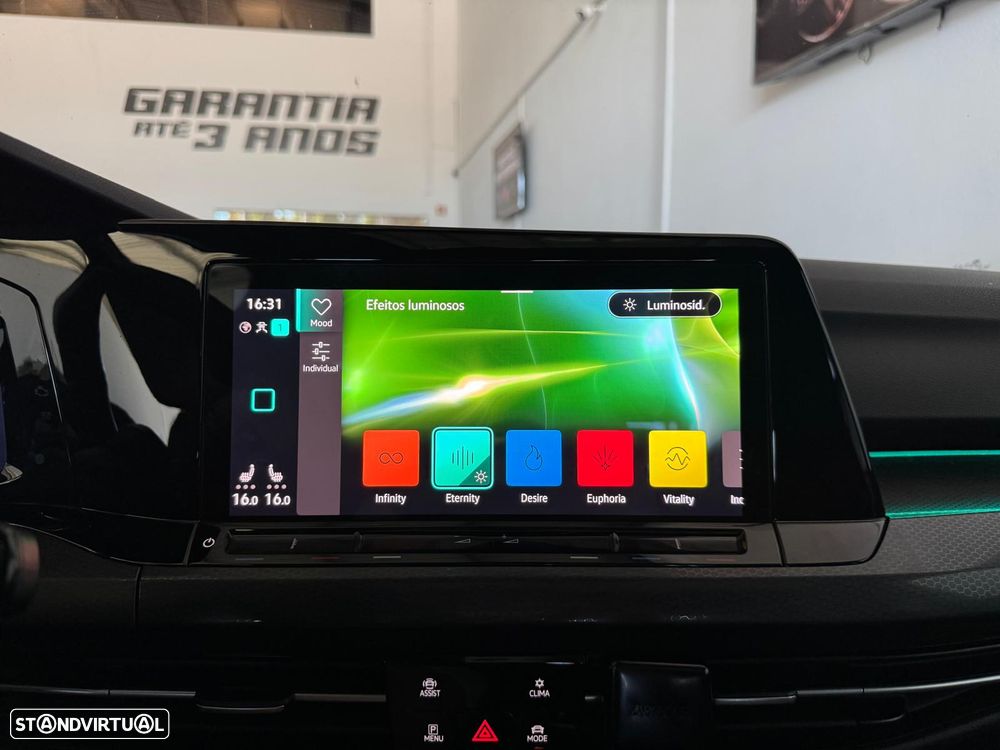 VW Golf 2.0 TDI GTD DSG - 33