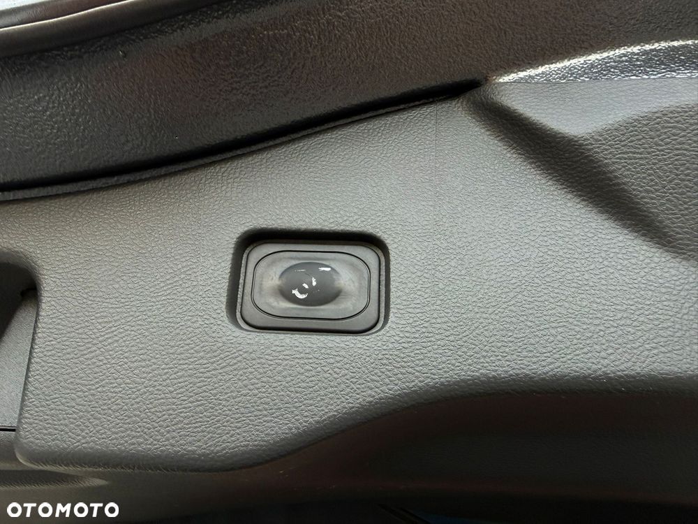 Ford Mondeo 2.0 TDCi Gold Edition PowerShift - 14
