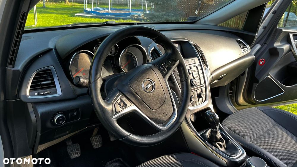 Opel Astra 1.6 - 12