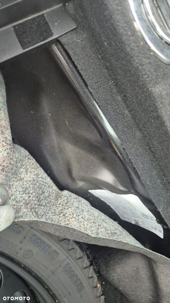 Audi A4 Avant 2.0 TDI DPF Ambiente - 11