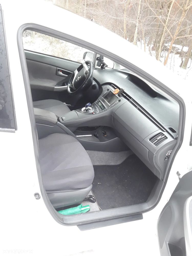 Toyota Prius - 12
