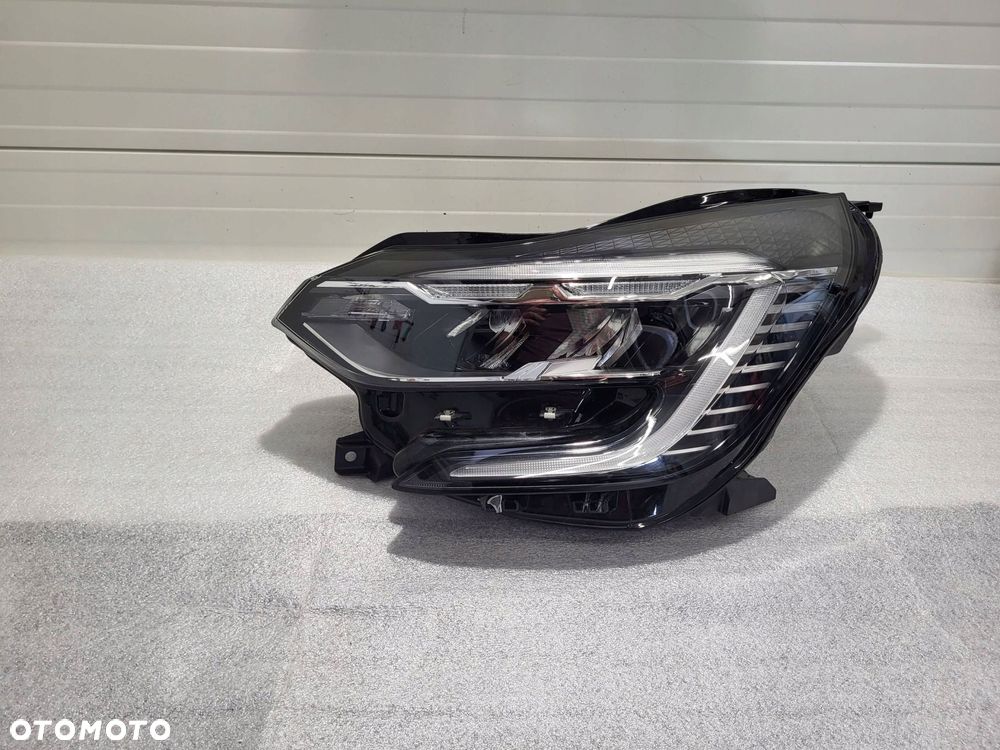 renault captur ii full led długi led przód strona lewa 260600666r - 1