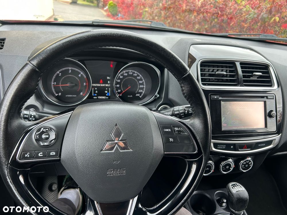 Mitsubishi ASX 1.6 DI-D 4WD Top - 24
