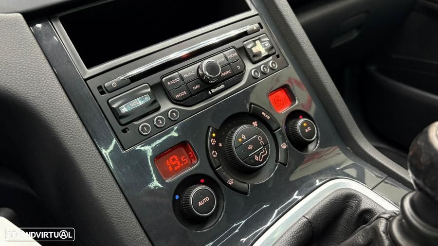 Peugeot 5008 1.6 BlueHDi Allure J17 - 8