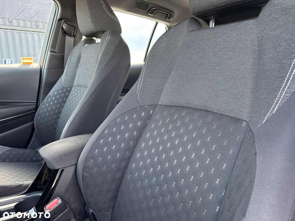 Toyota Corolla 2.0 Hybrid Comfort - 16