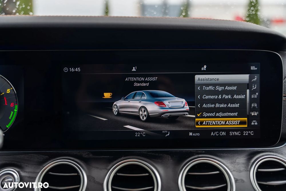 Mercedes-Benz E 300 9G-TRONIC AMG Line - 36