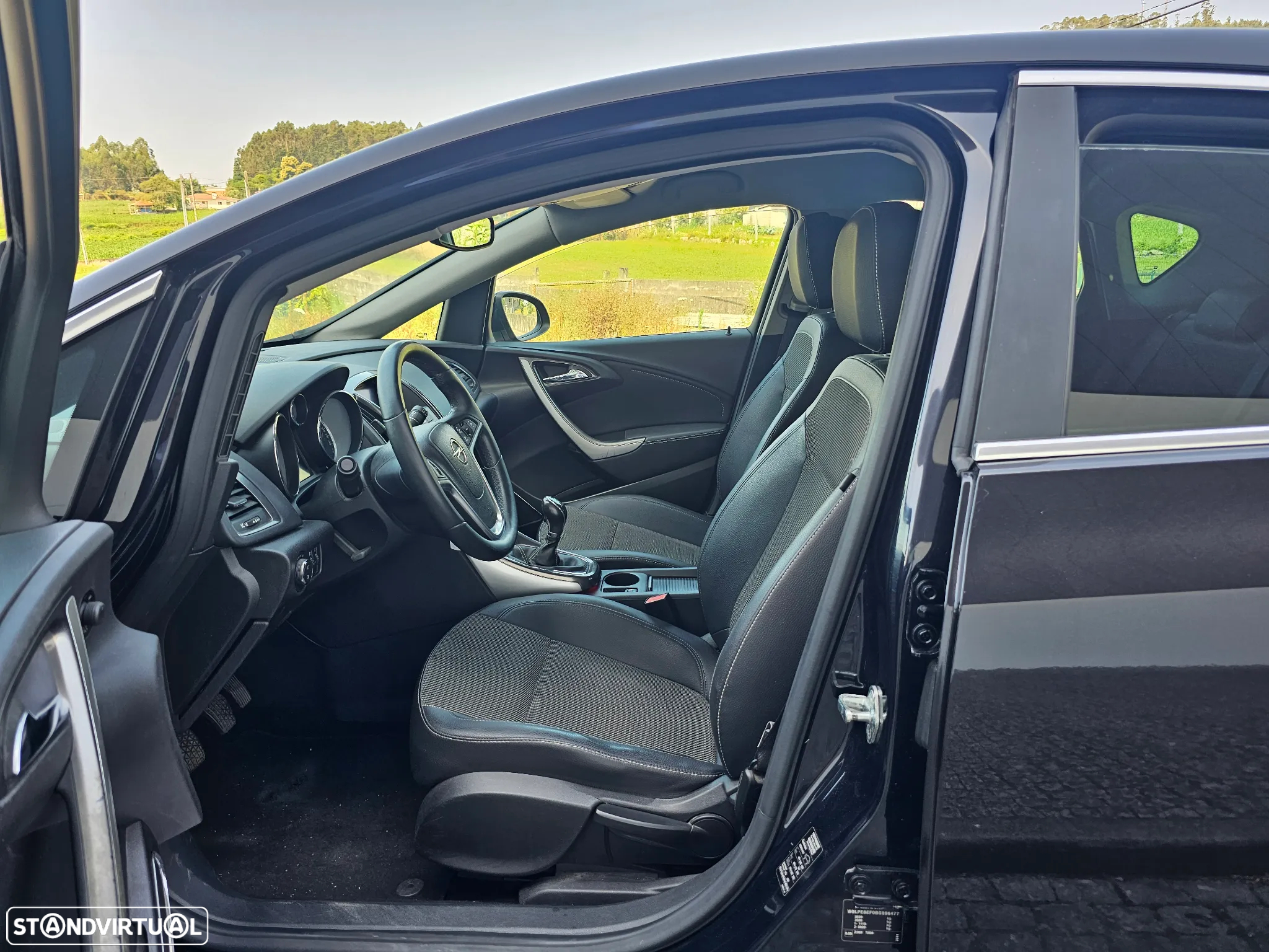 Opel Astra 1.7 CDTi Cosmo - 9