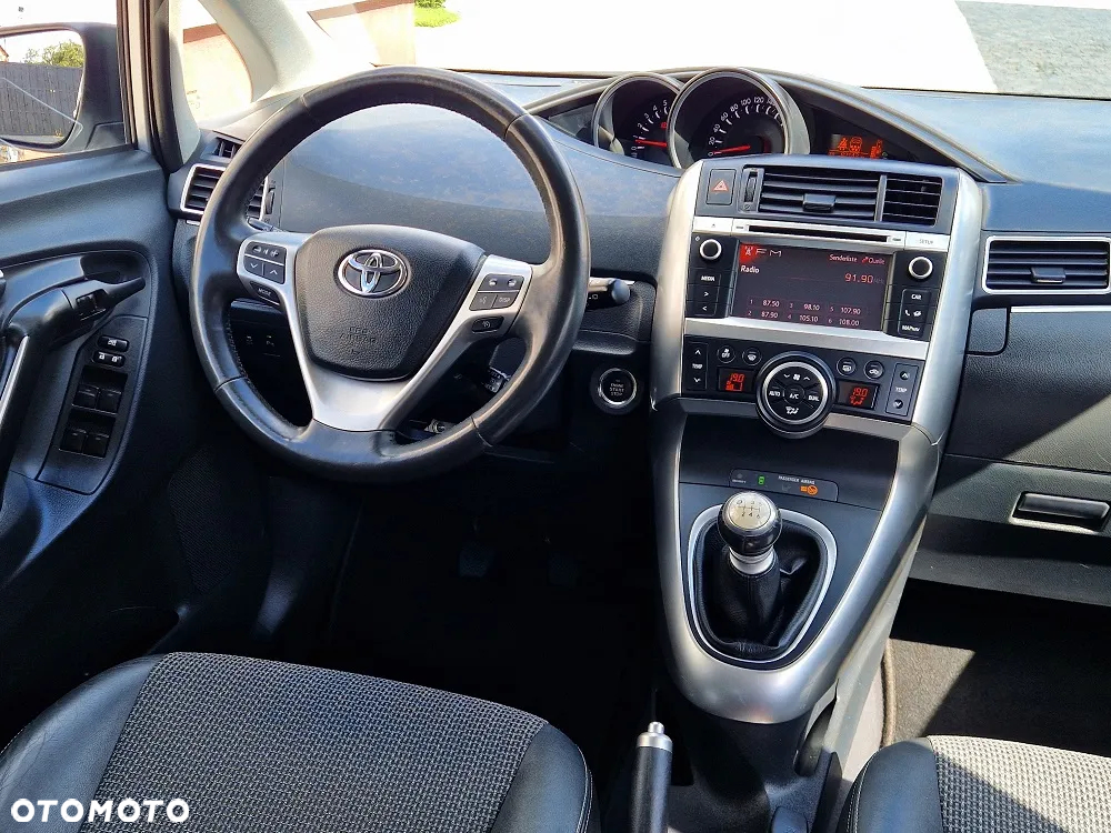 Toyota Verso 1.8 7-Sitzer Executive - 22