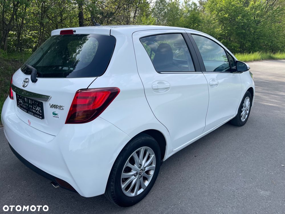 Toyota Yaris - 4