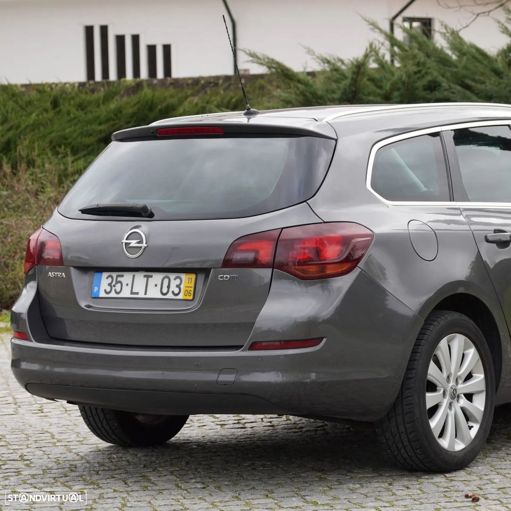Opel Astra Caravan - 34