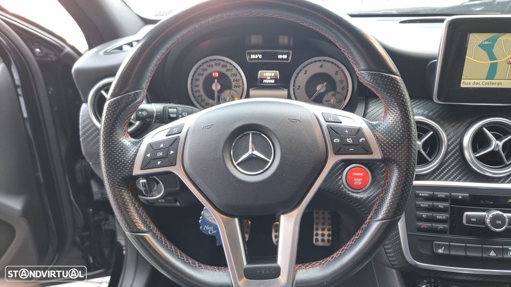 Mercedes-Benz A 180 d AMG Line - 16