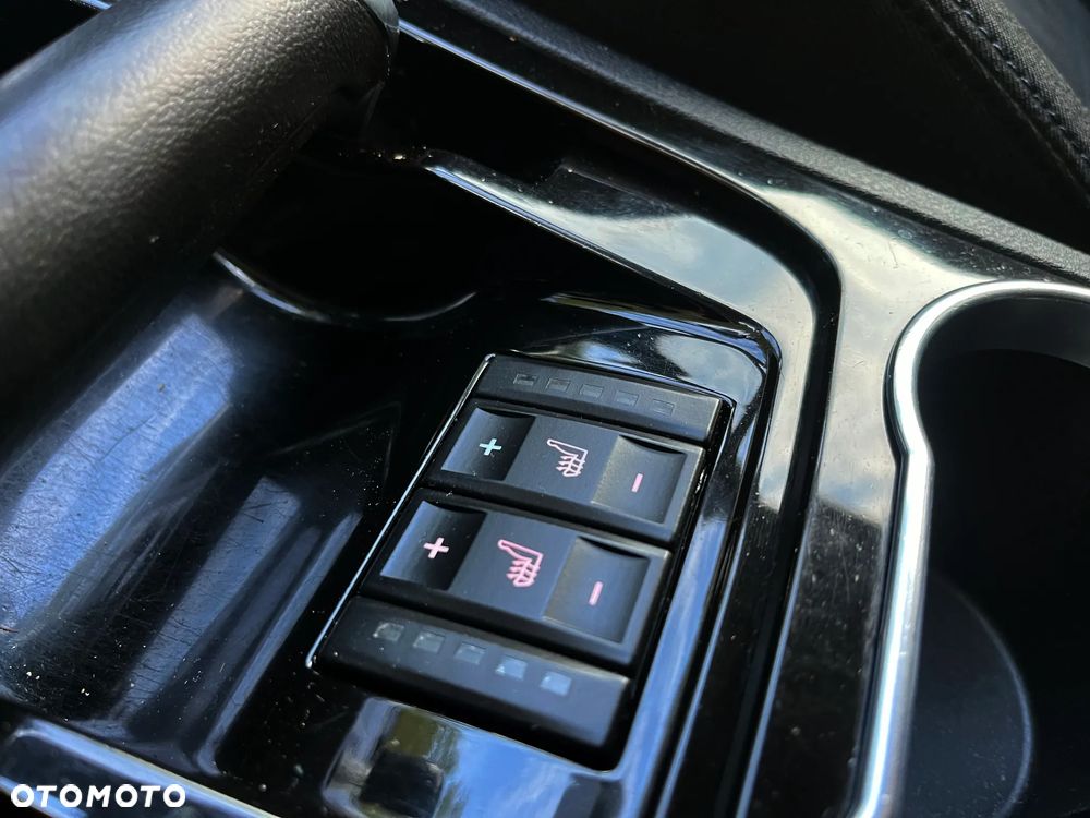 Ford S-Max - 19