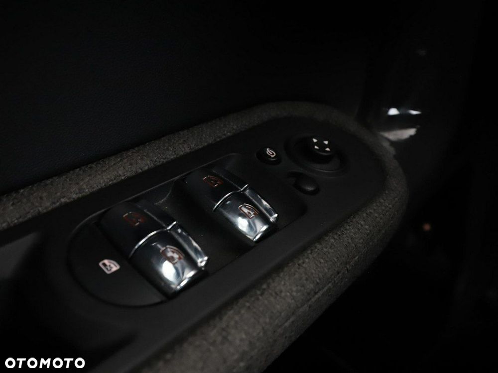 MINI Countryman Cooper S E All4 - 35