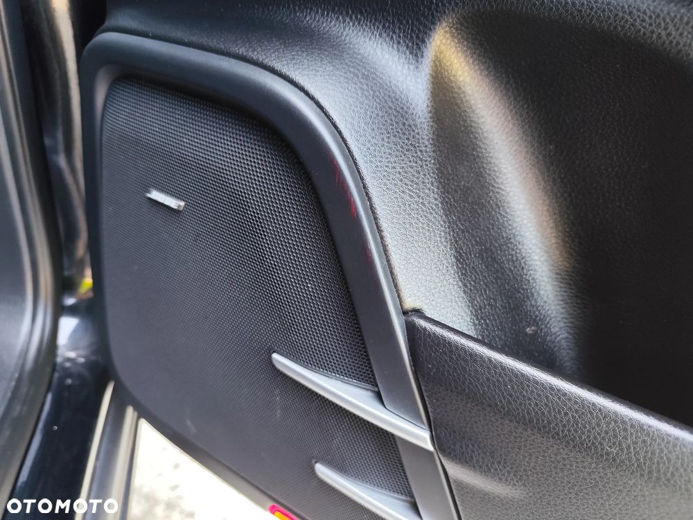 Porsche Cayenne Platinum Edition - 30