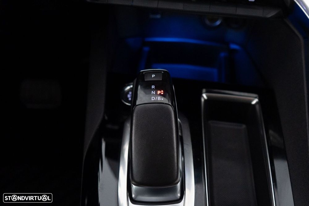 Peugeot 3008 1.6 Hybrid Allure Pack e-EAT8 - 25