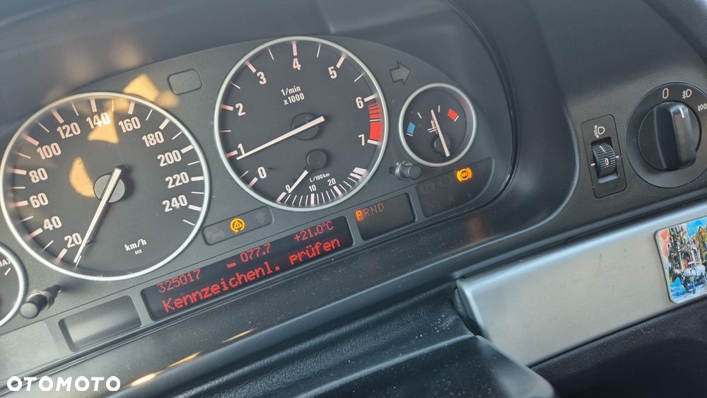 BMW Seria 5 - 13