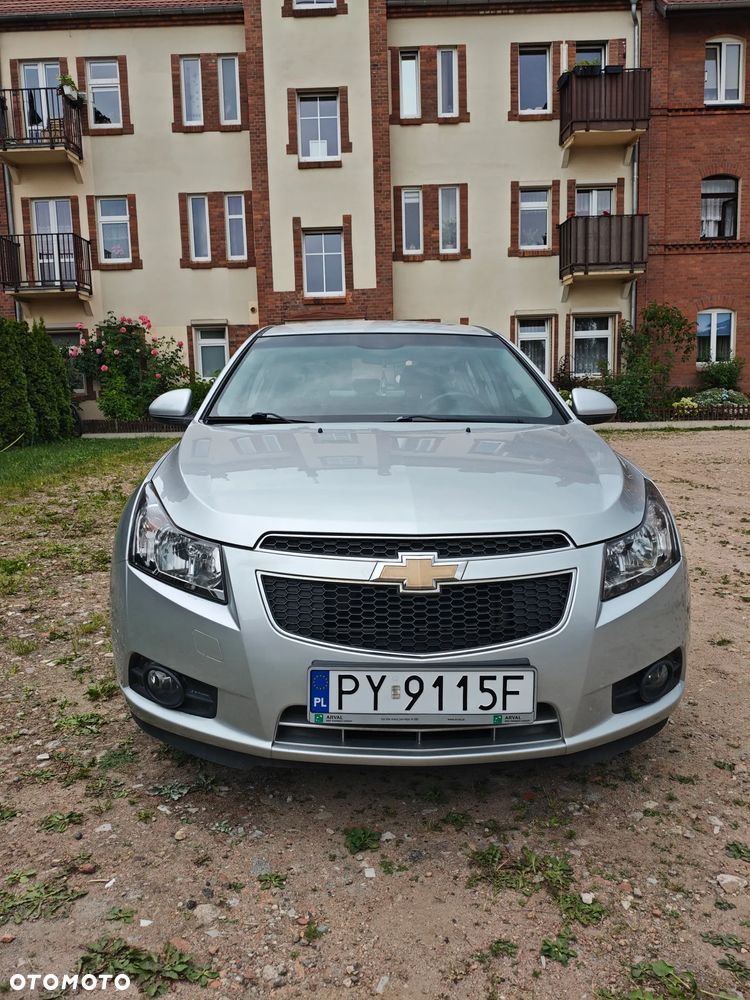 Chevrolet Cruze 1.6 LS - 1