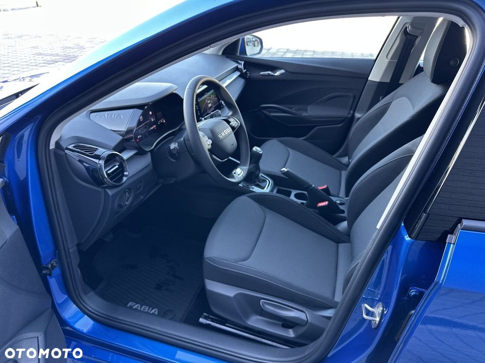 Skoda Fabia 1.0 TSI Drive - 27
