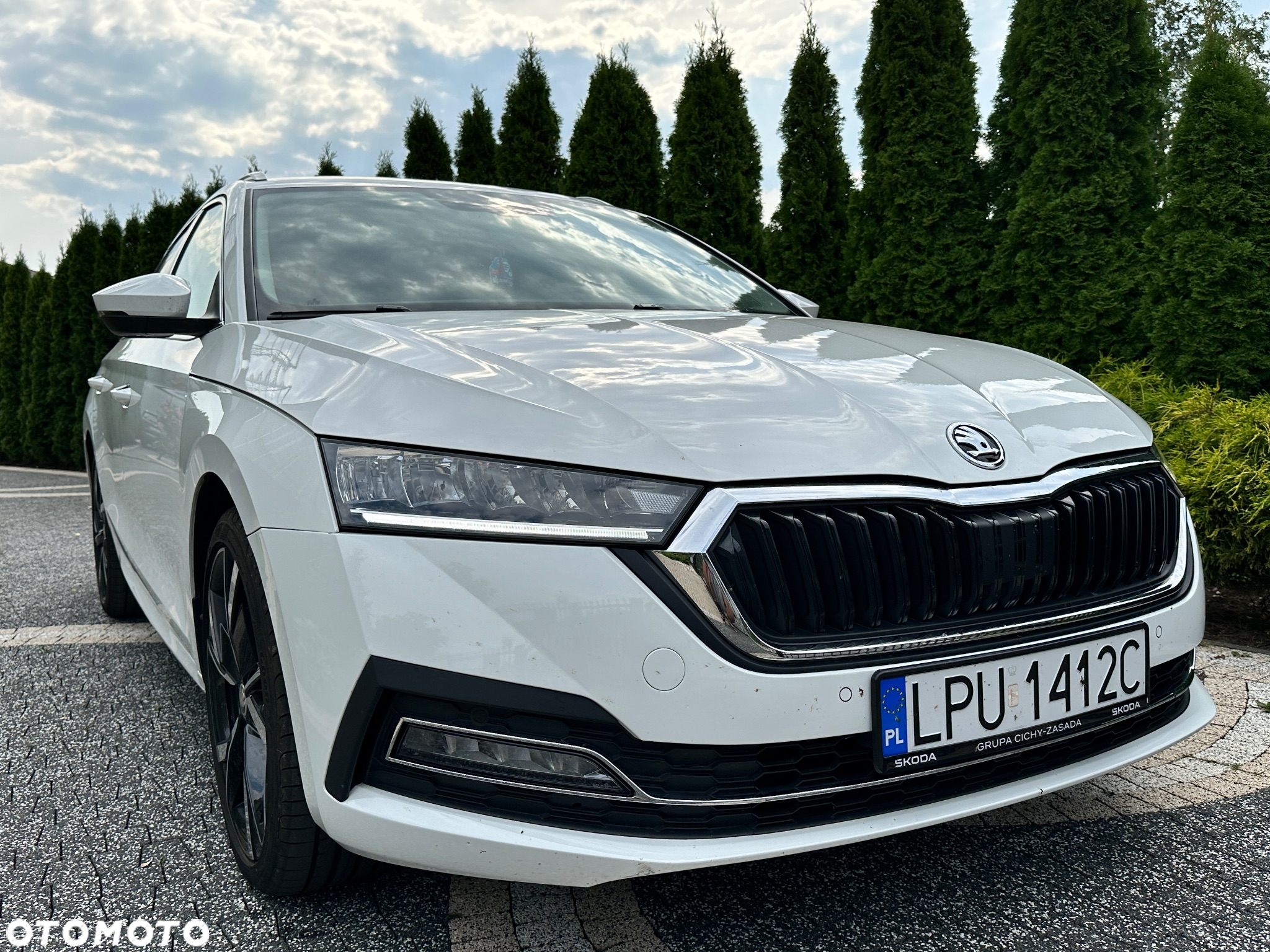 Skoda Octavia 2.0 TDI DSG Style - 12