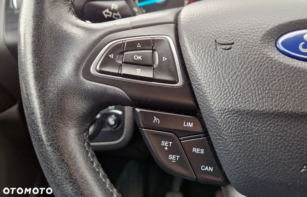 Ford Kuga 1.5 EcoBoost FWD Titanium ASS MMT6 - 14