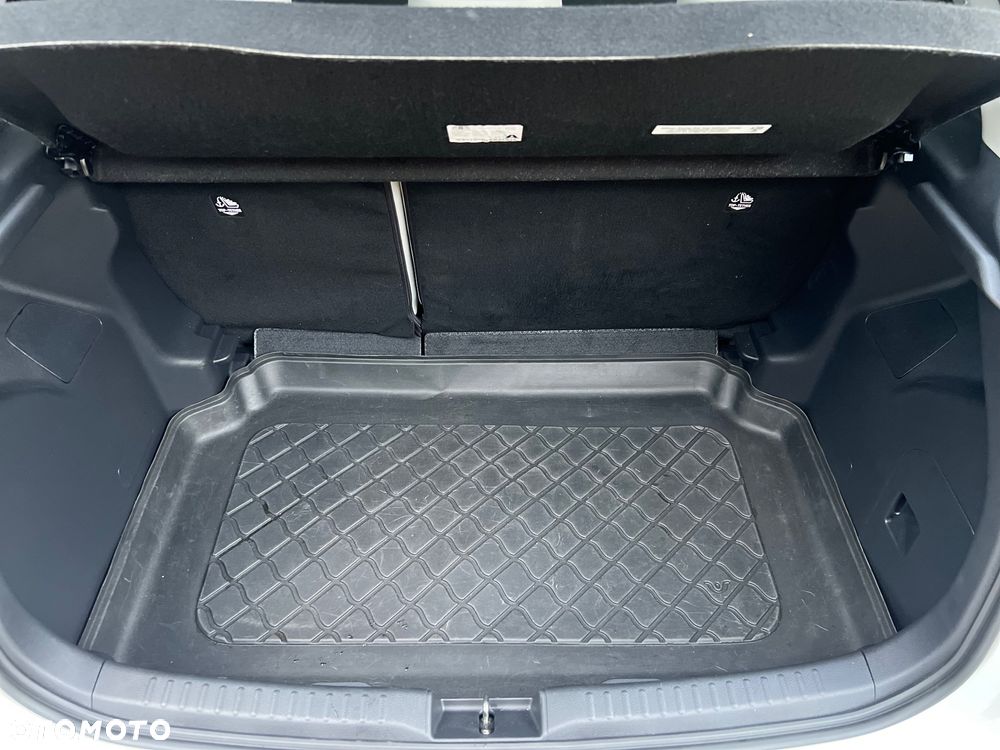 Toyota Yaris Hybrid 1.5 Active - 29