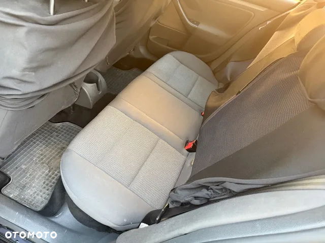 Volkswagen Jetta 1.9 TDI Comfortline - 7