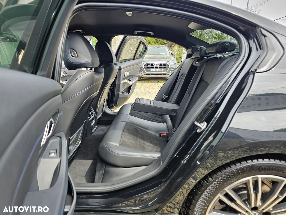 BMW Seria 3 320d Aut. Edition M Sport Shadow - 25