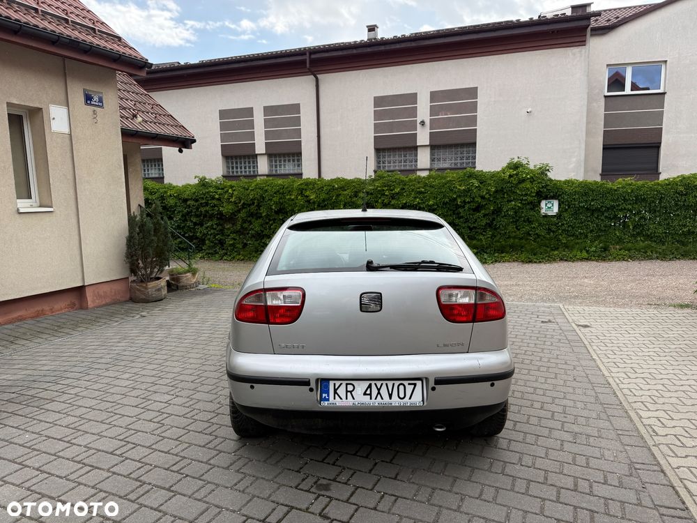 Seat Leon 1.6 Signo - 4