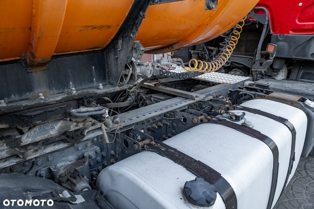 Renault Premium 450 DXI + Ten CATE TCO40 - 30