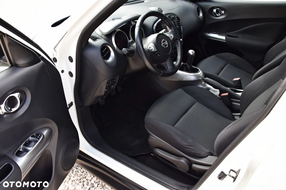 Nissan Juke 1.6 Visia - 27