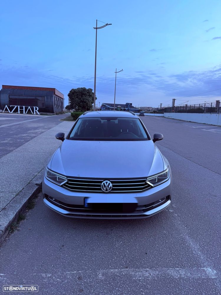 VW Passat - 1