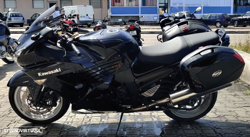 Kawasaki ZZR 1400 - 2