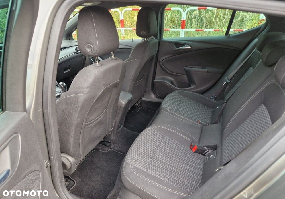Opel Astra 1.4 Turbo Dynamic - 27